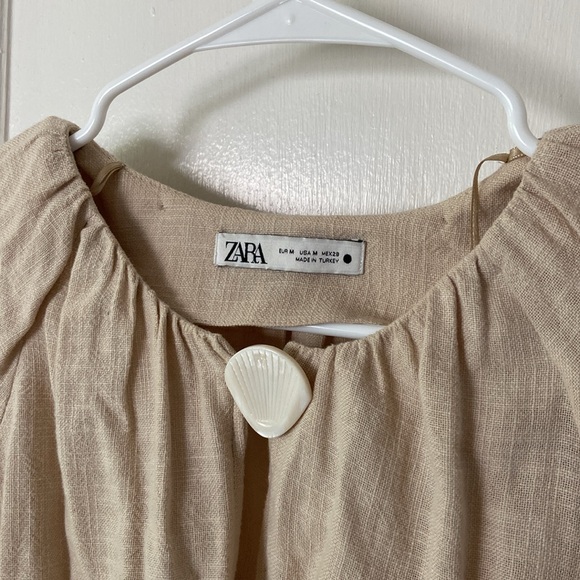 Zara Shell Button Balloon Top - Picture 4 of 5